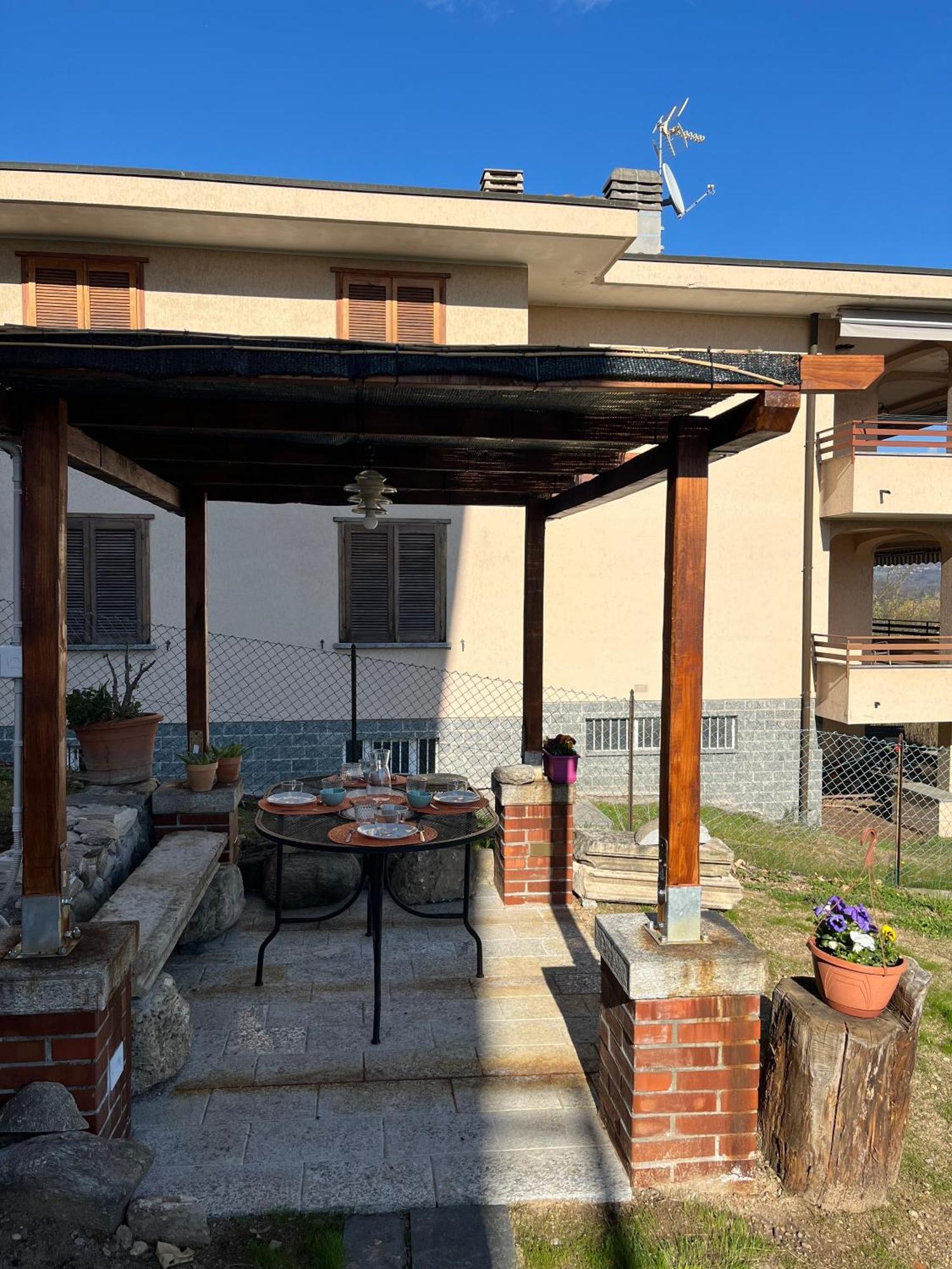 Appartamento Turistico - Via Montenudo Casalzuigno Exterior foto